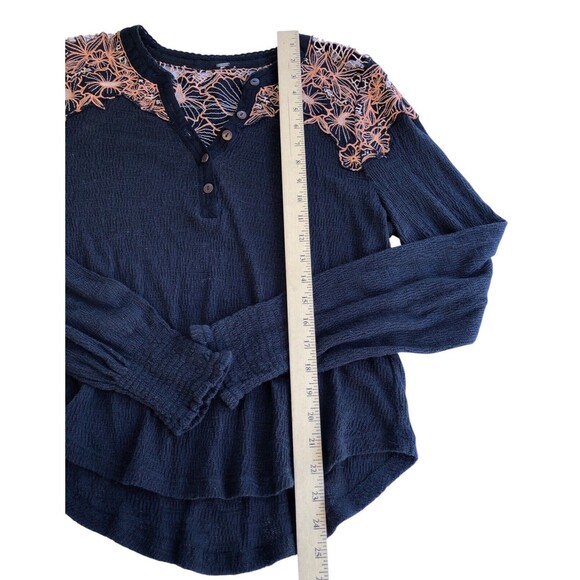 Free people black gauze thermal long sleeve top size S? - Picture 7 of 9